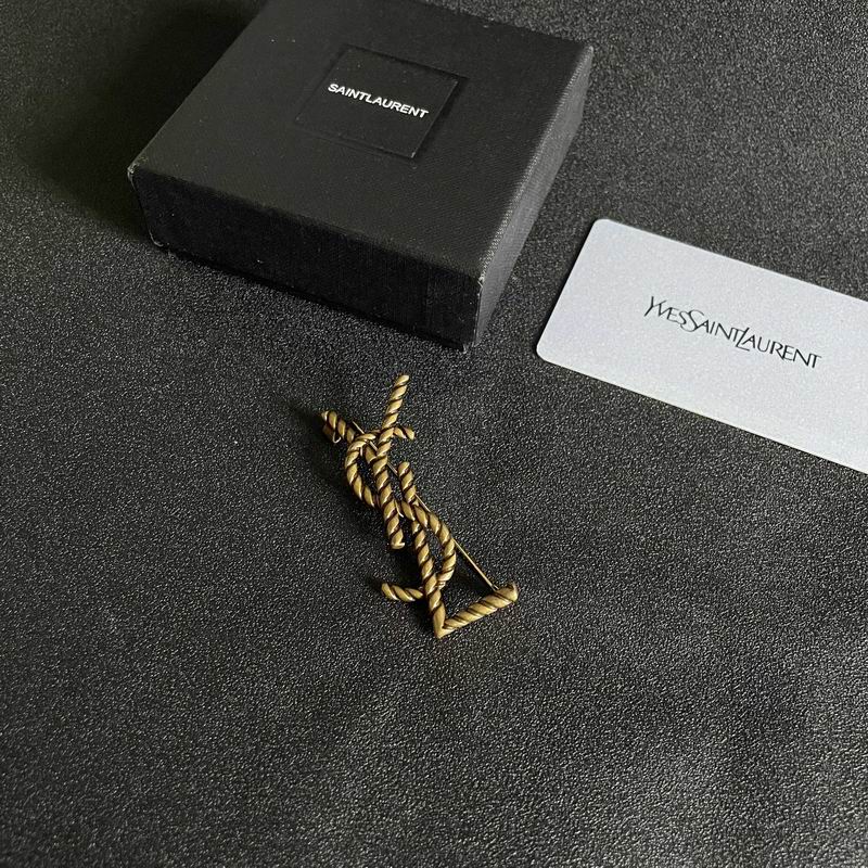 YSL Brooch 03yxs06